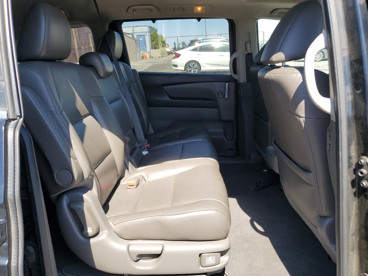 5FNRL5H63CB079626 2012 Honda Odyssey Exl