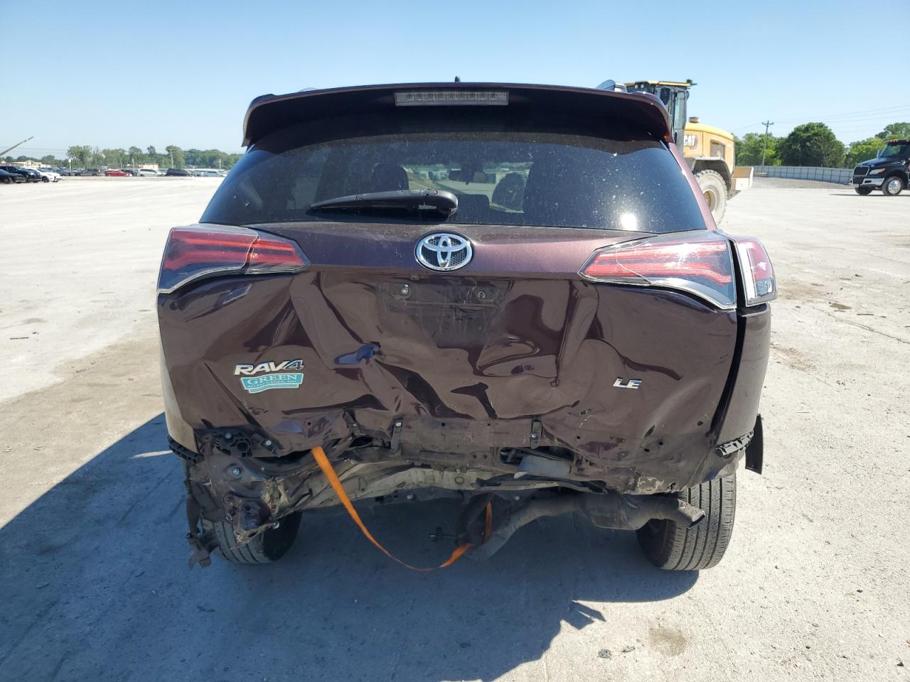 2T3ZFREV5HW391281 2017 Toyota Rav4 Le