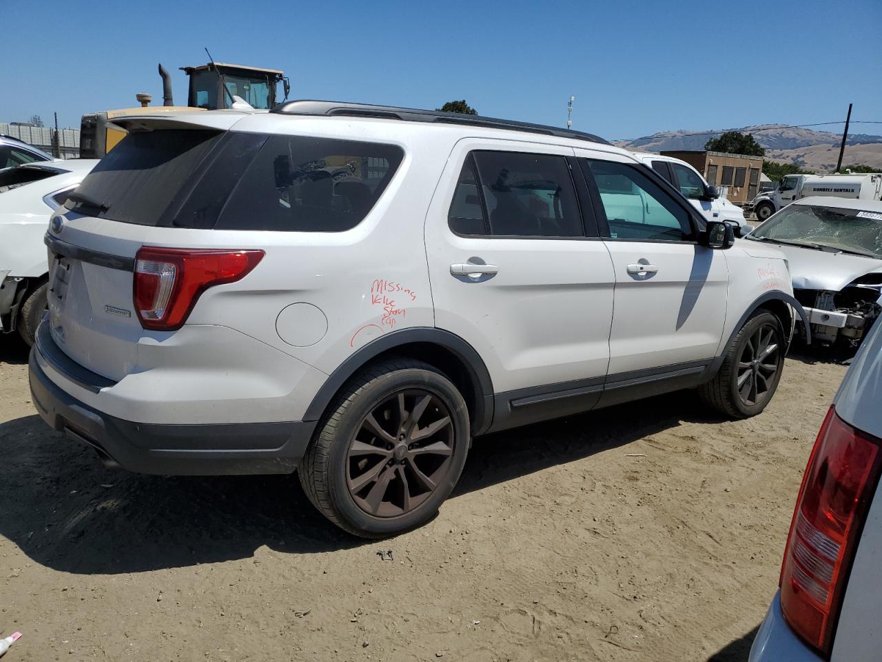 1FM5K7DH4JGC55621 2018 Ford Explorer Xlt