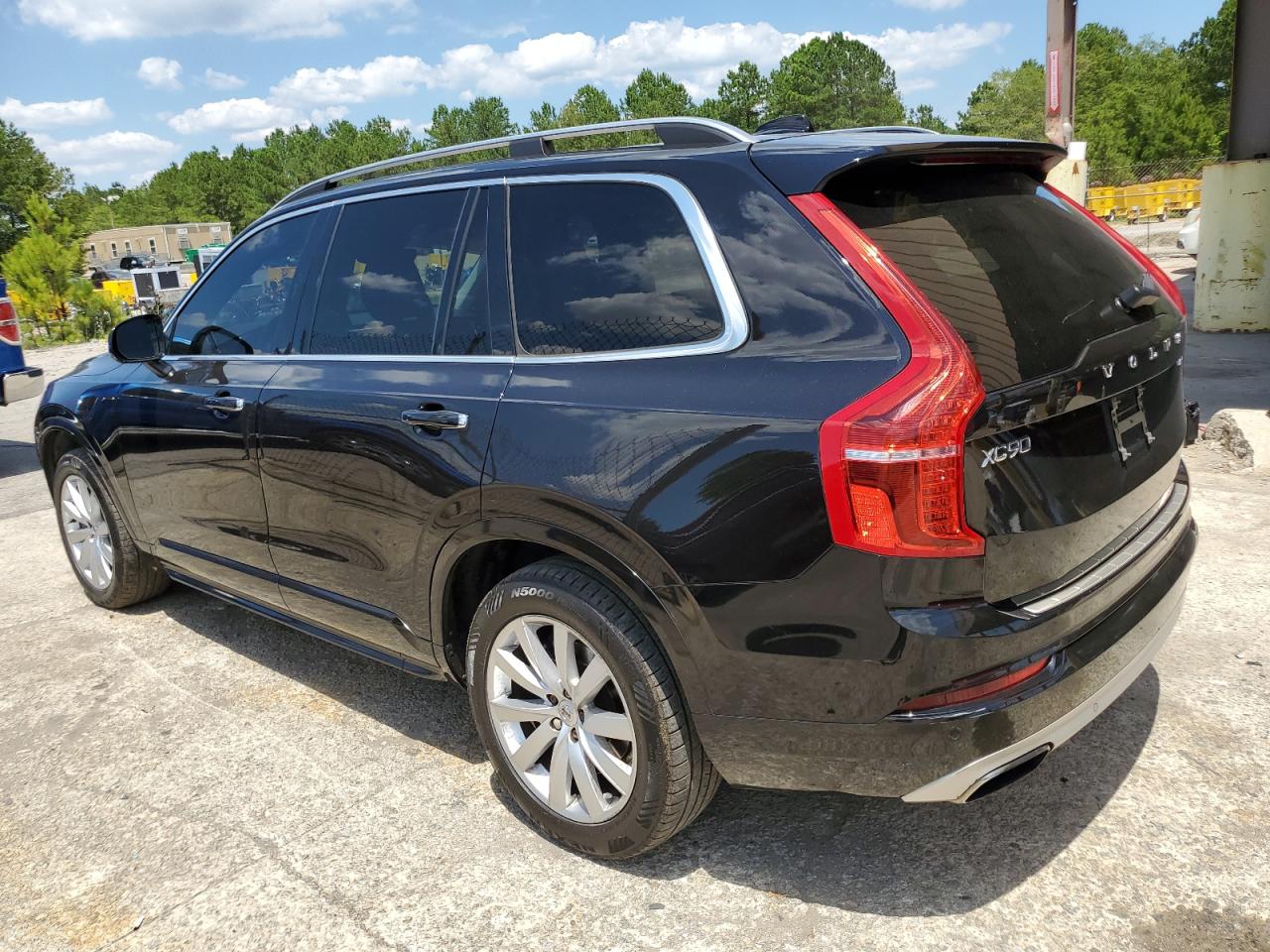 2016 Volvo Xc90 T6 vin: YV4A22PK1G1052501