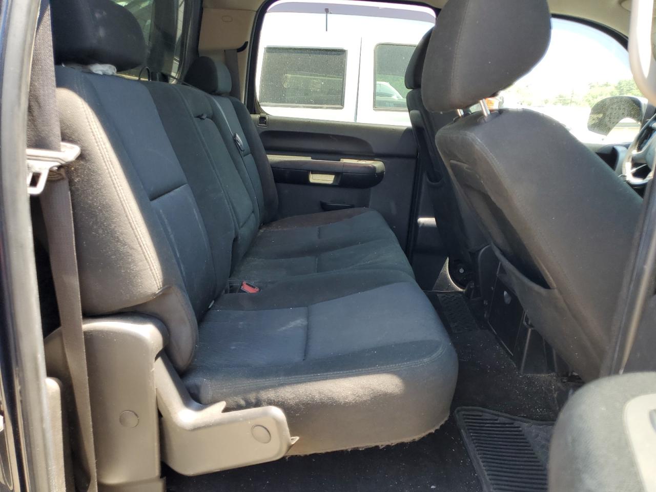 1GT120CG6BF113166 2011 GMC Sierra K2500 Sle