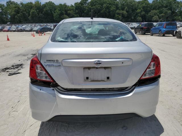 3N1CN7AP9JL806879 2018 Nissan Versa S