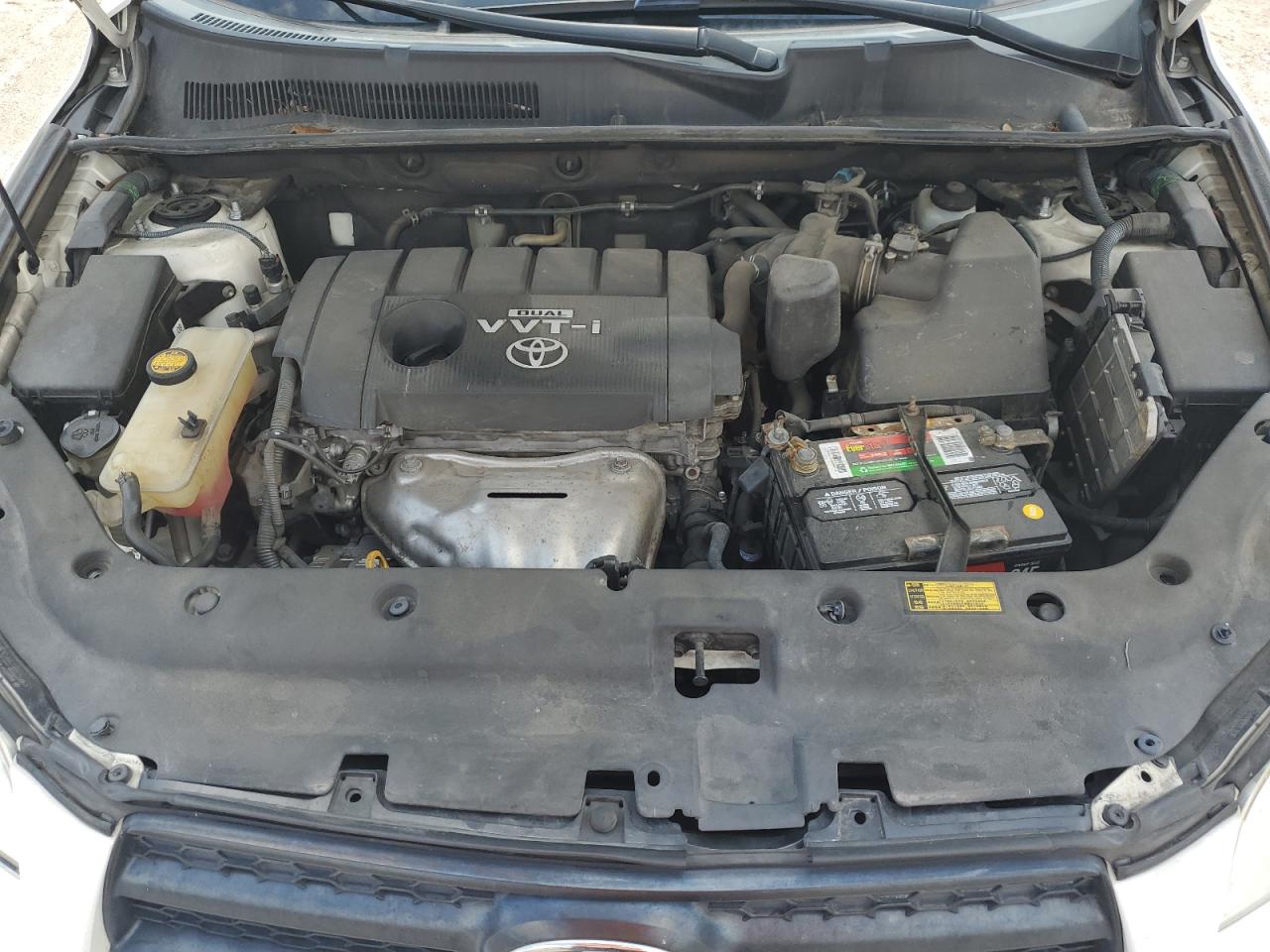 2T3ZF4DV0BW056215 2011 Toyota Rav4