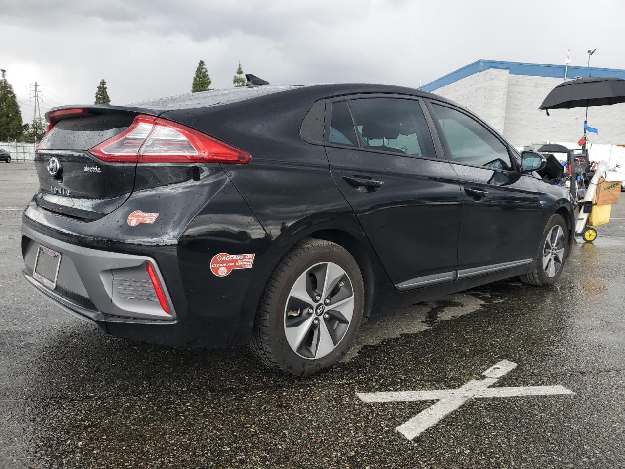 KMHC75LH9JU028926 2018 Hyundai Ioniq