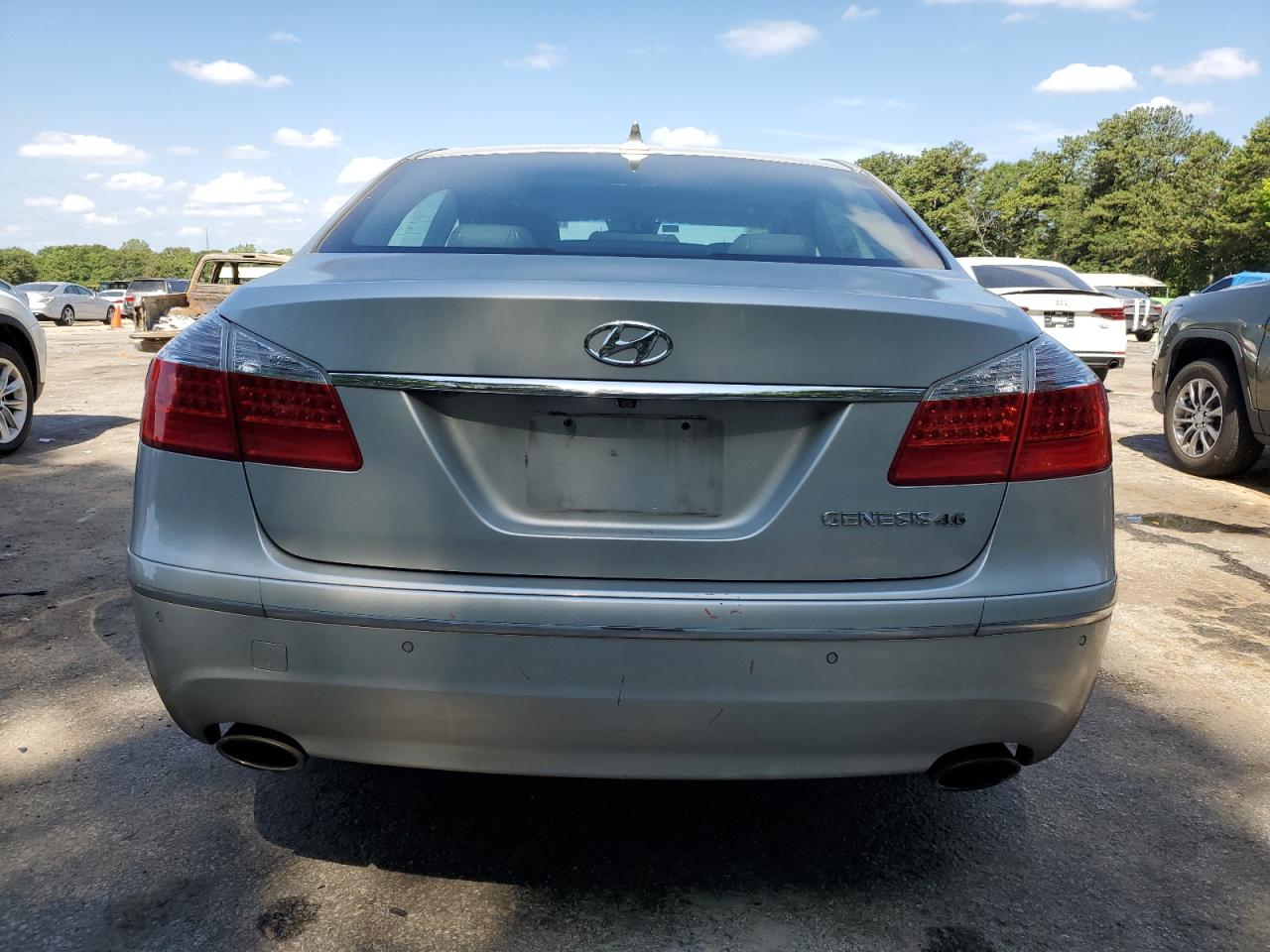 KMHGC4DF7BU138654 2011 Hyundai Genesis 4.6L