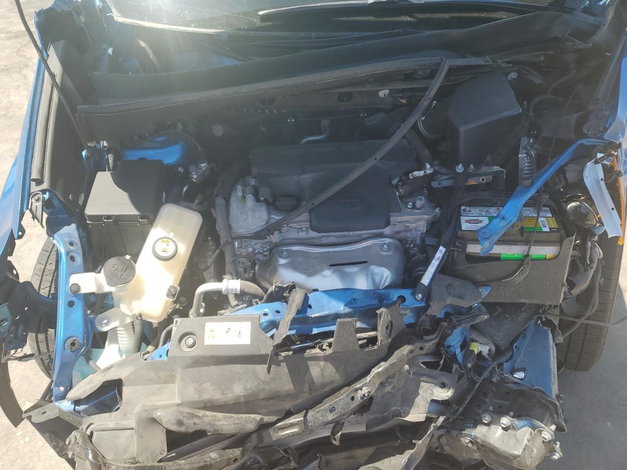 JTMZFREV0HJ110907 2017 Toyota Rav4 Le