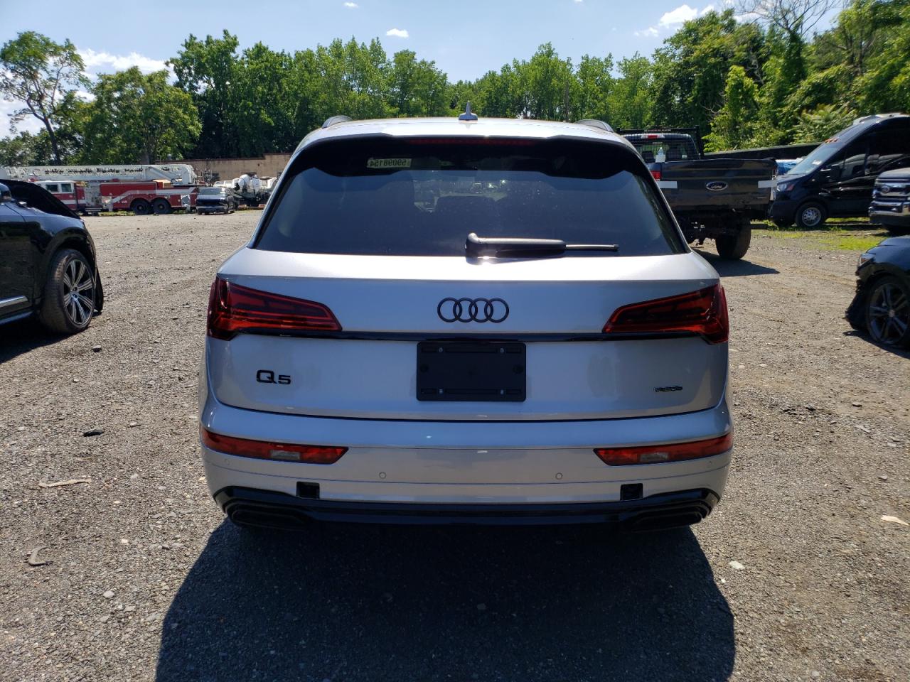 WA1E2AFY5R2005256 2024 Audi Q5 E Premium Plus 55