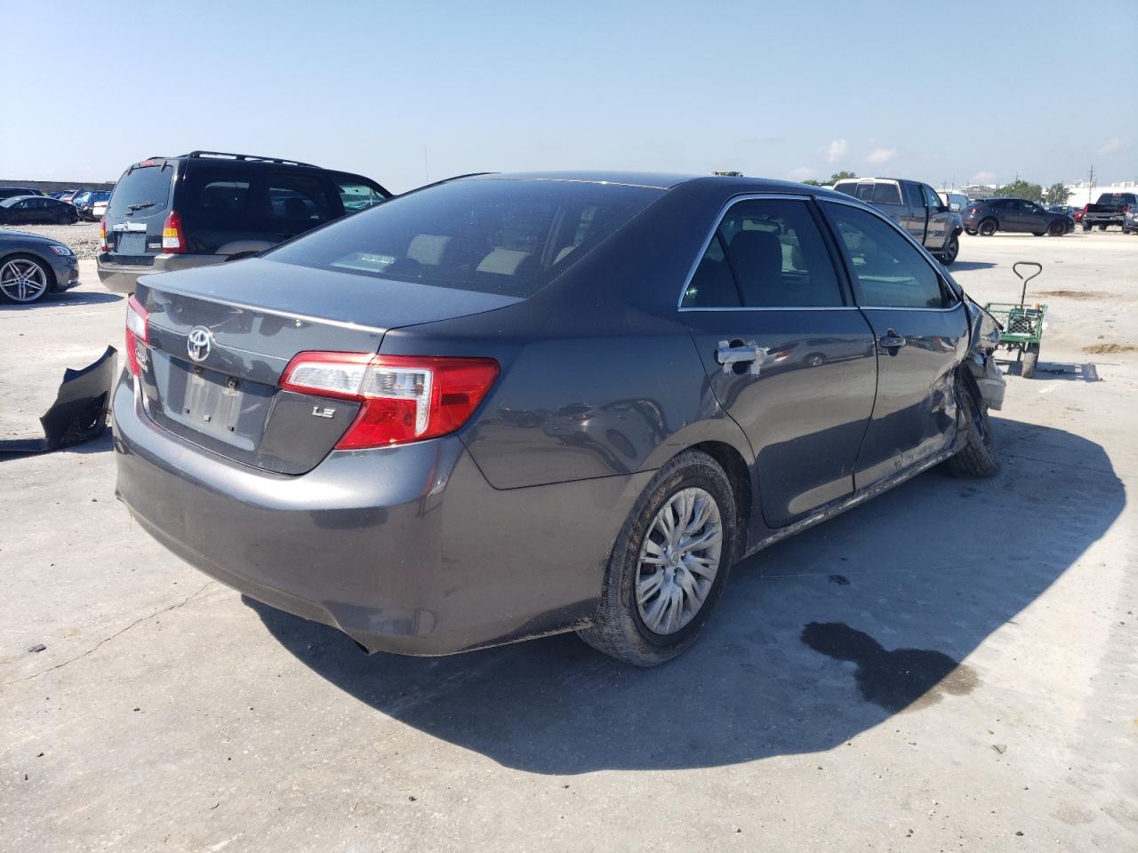 2014 Toyota Camry L vin: 4T4BF1FKXER359119