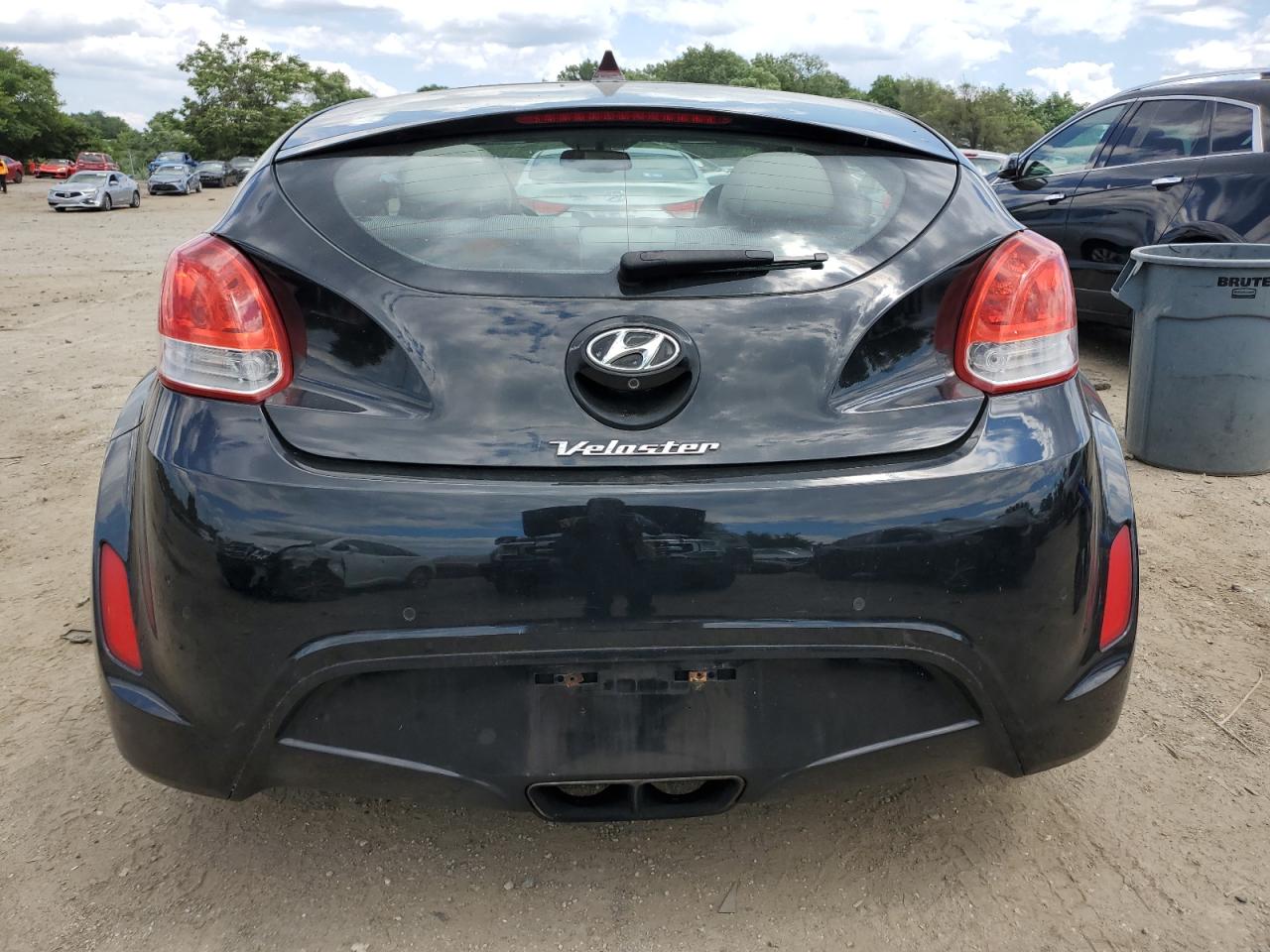 KMHTC6AD7CU035345 2012 Hyundai Veloster