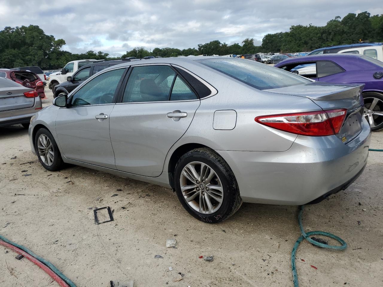 4T1BF1FK1GU121107 2016 Toyota Camry Le