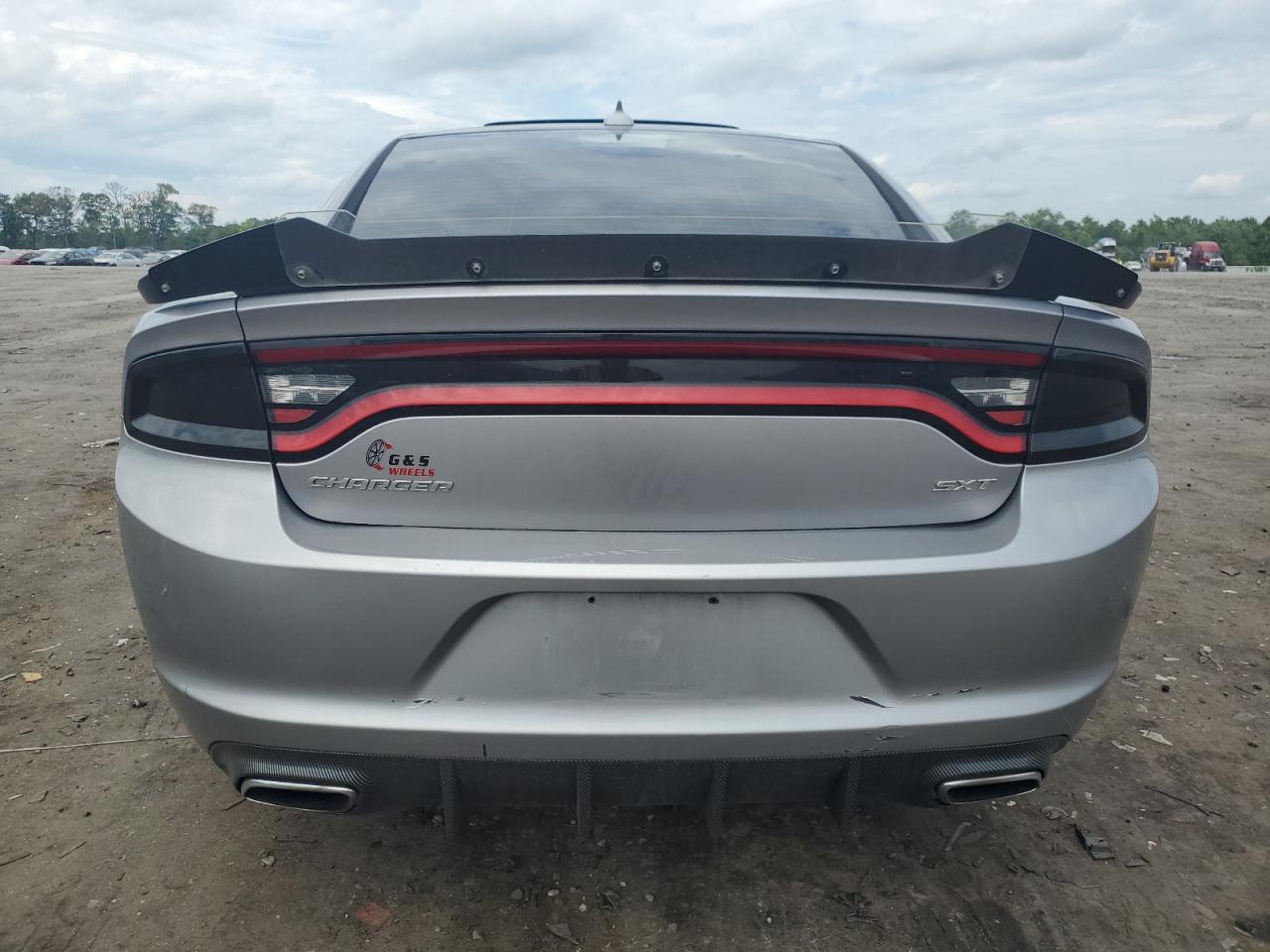 2C3CDXHG2FH734224 2015 Dodge Charger Sxt