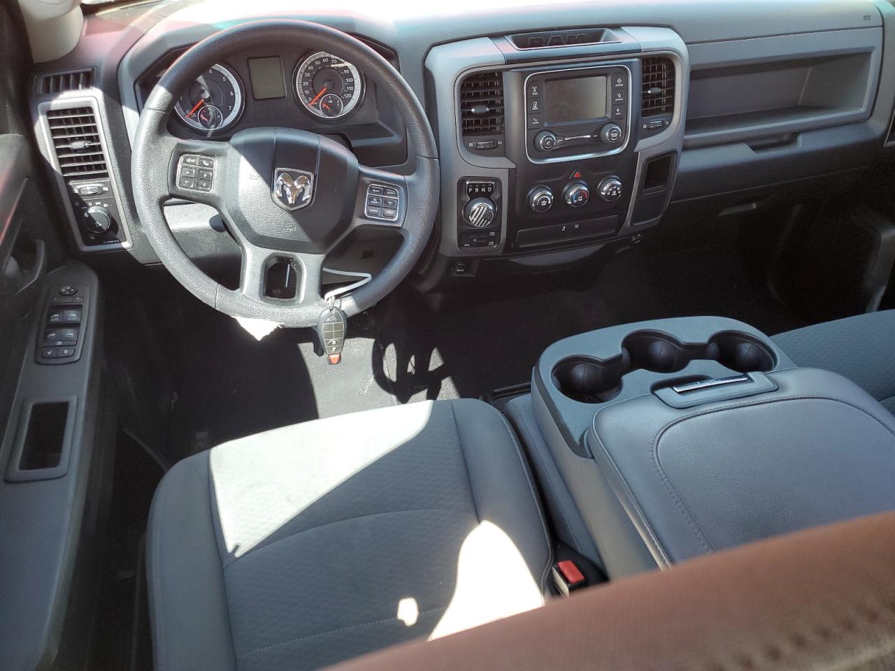 1C6RR7KG8HS858355 2017 Ram 1500 St