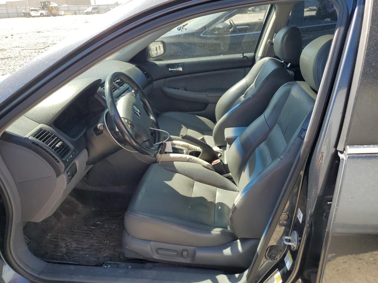 JHMCM56874C018509 2004 Honda Accord Ex