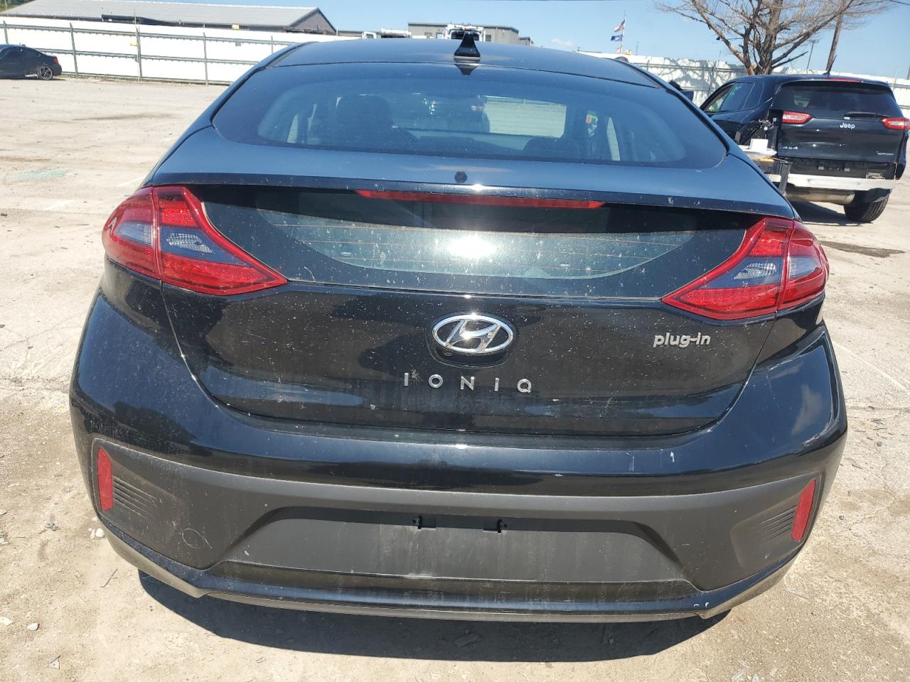 KMHC75LD6KU172545 2019 Hyundai Ioniq Limited