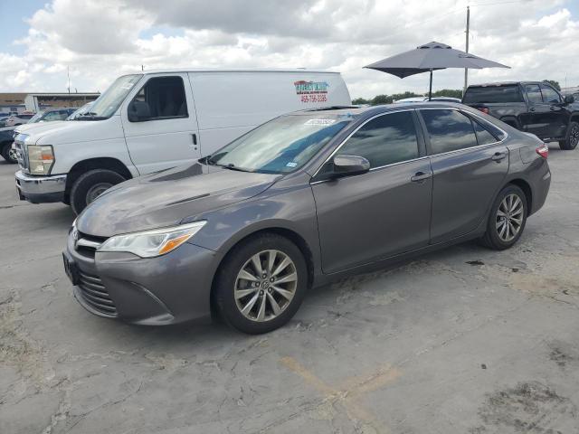 4T1BK1FK8HU577196 2017 TOYOTA CAMRY - Image 1