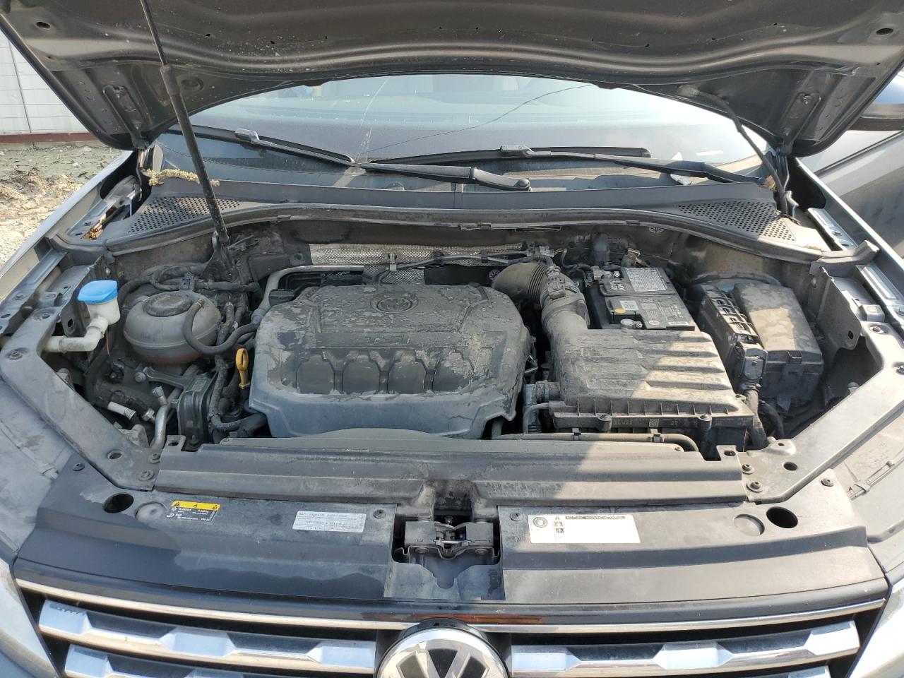 3VV3B7AX2JM090747 2018 Volkswagen Tiguan Se