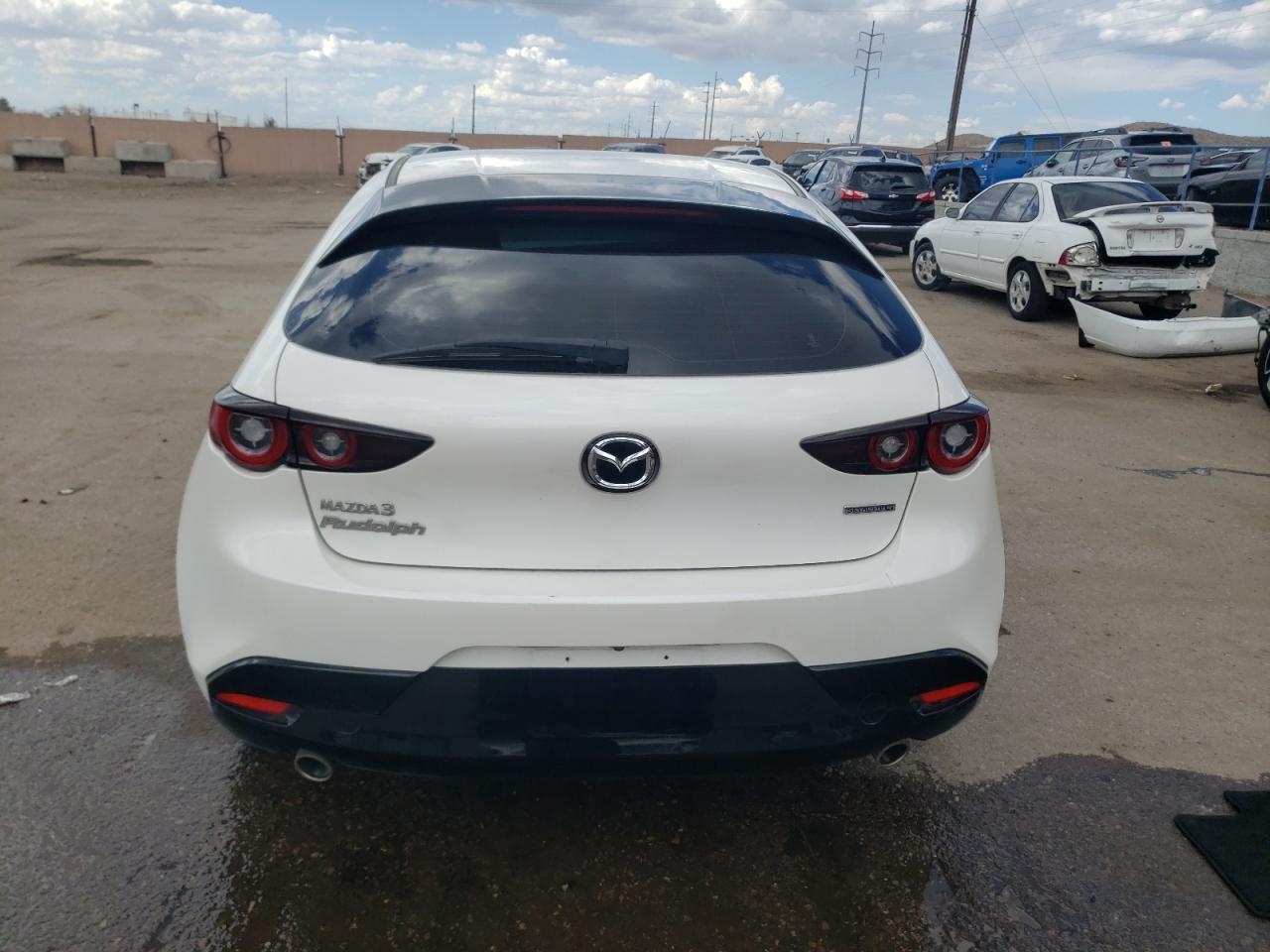 2022 Mazda 3 vin: JM1BPAJL1N1509826