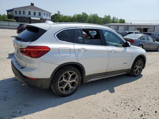 VIN WBXHT3C31J5K28985 2018 BMW X1, Xdrive28I no.3