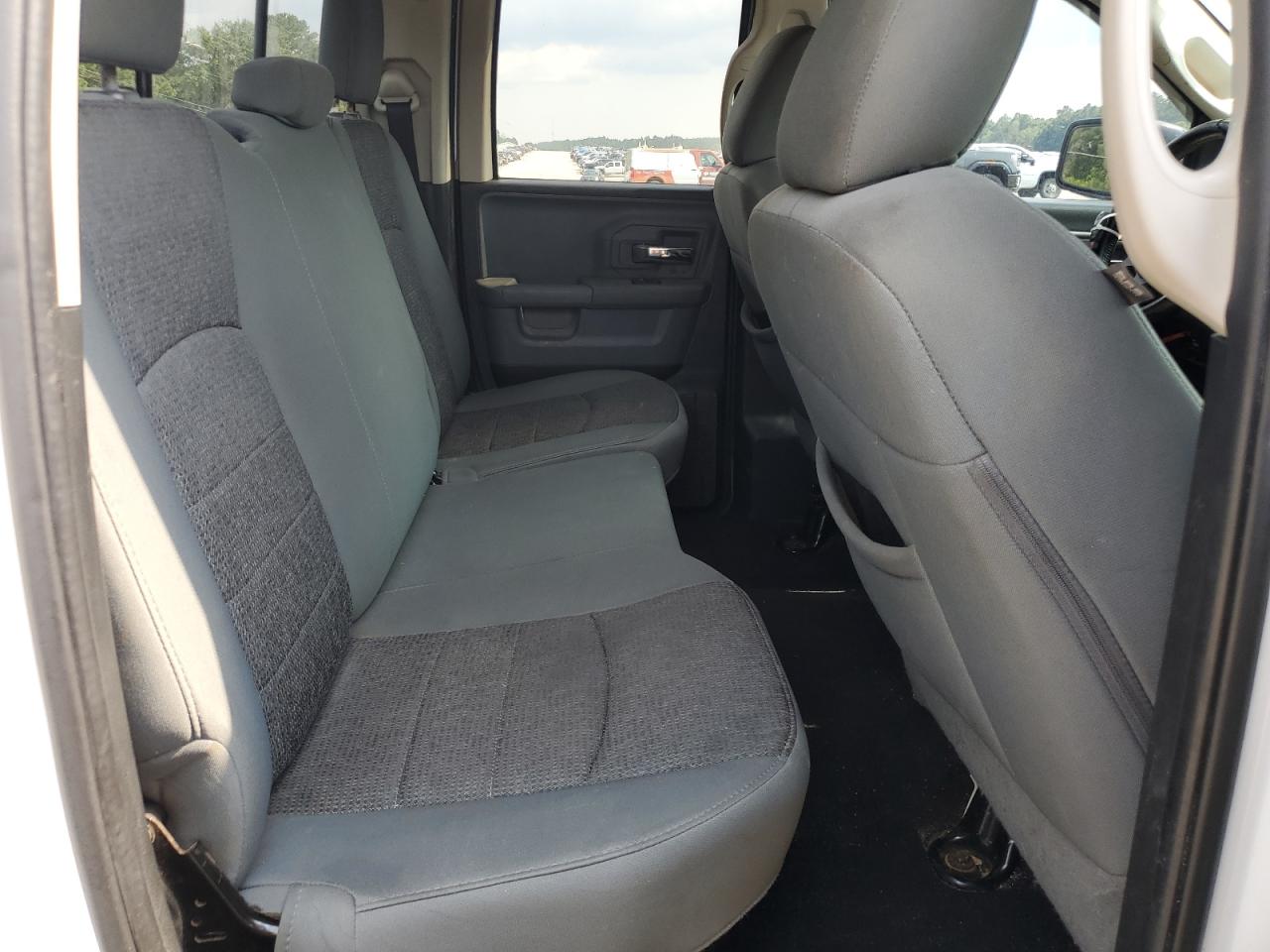 1C6RR7GT9HS658638 2017 Ram 1500 Slt