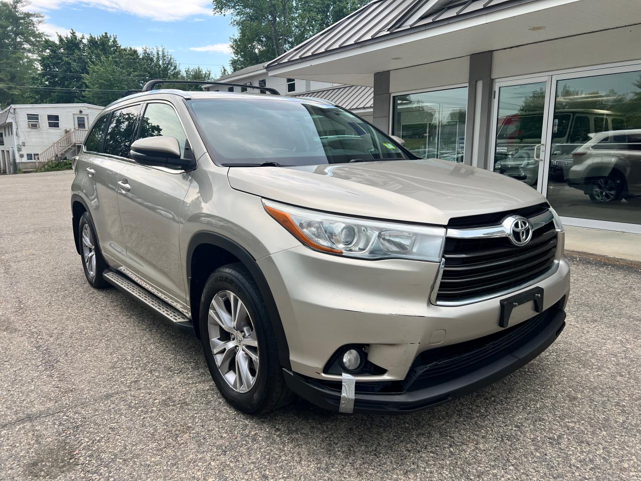 2015 Toyota Highlander Xle vin: 5TDJKRFH6FS159532