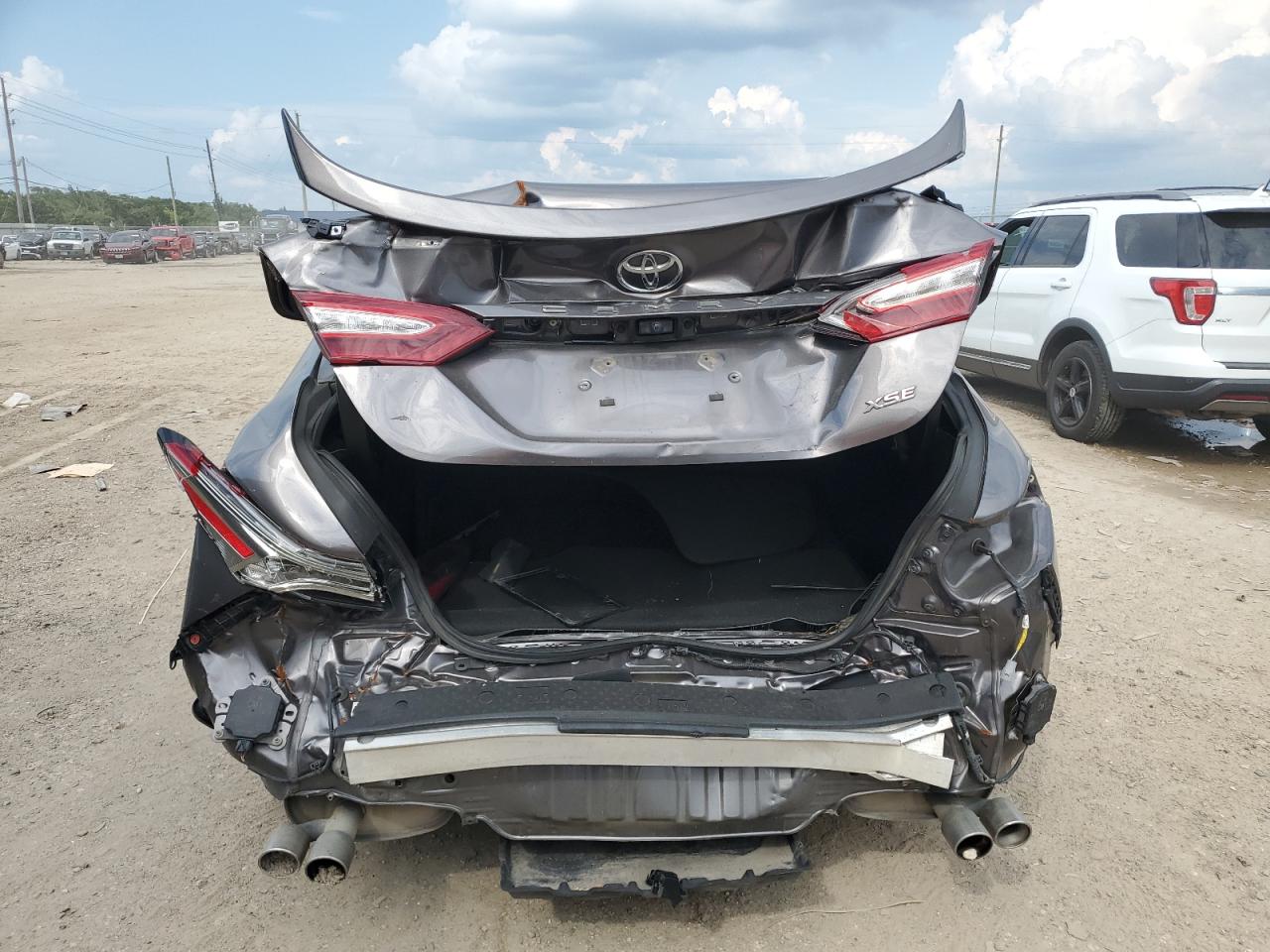 2019 Toyota Camry Xse vin: 4T1B61HK5KU164371