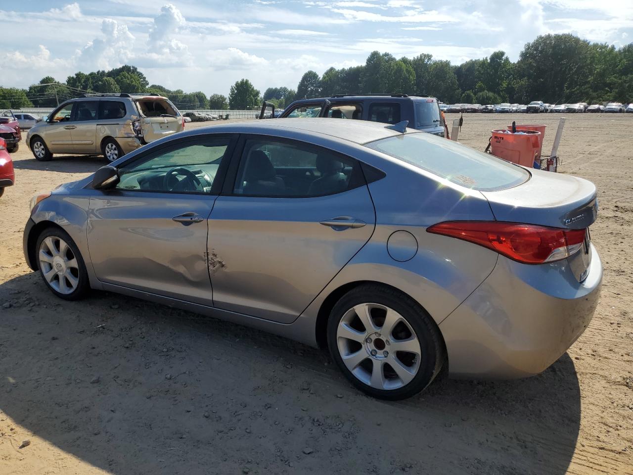 2013 Hyundai Elantra Gls vin: KMHDH4AE2DU621438