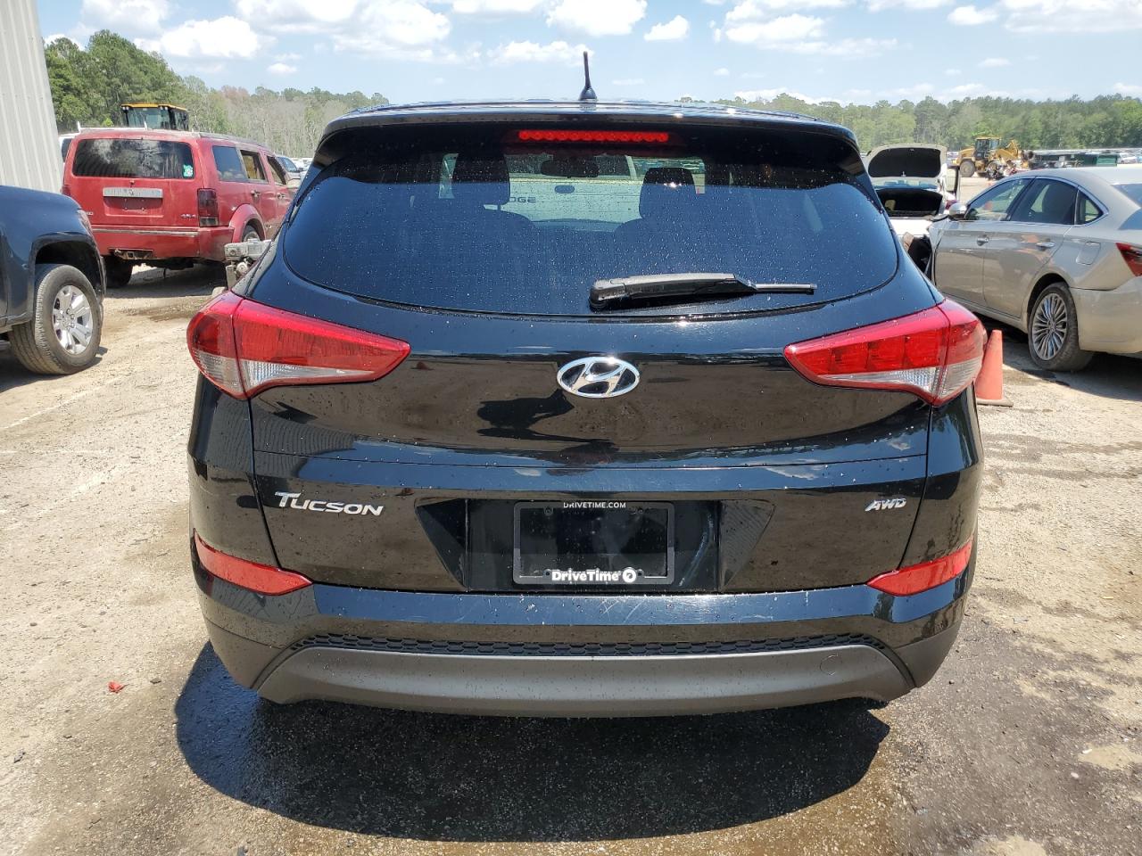 KM8J2CA47JU766296 2018 Hyundai Tucson Se