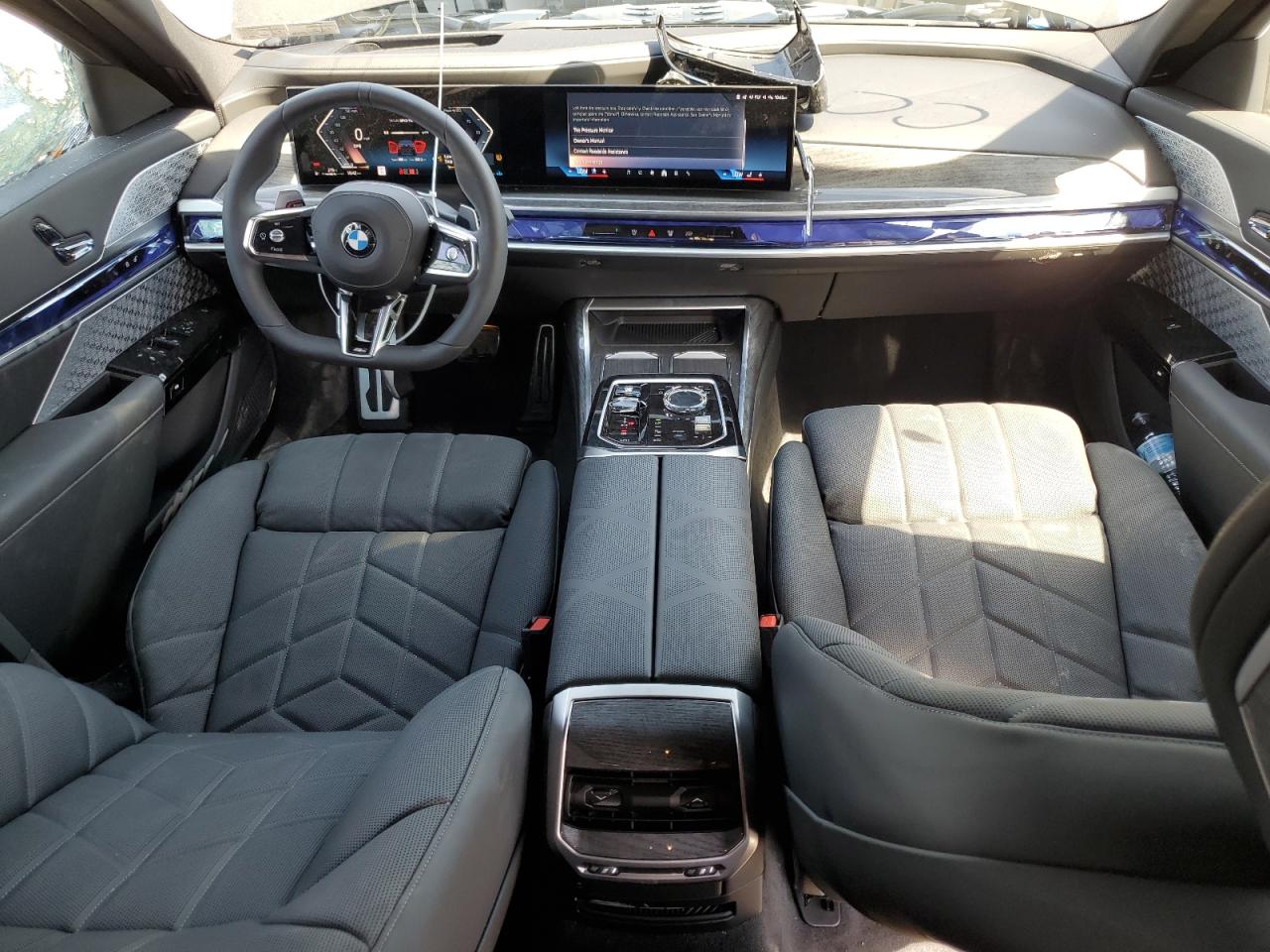 WBA33EJ03RCR95382 2024 BMW 760 Xi