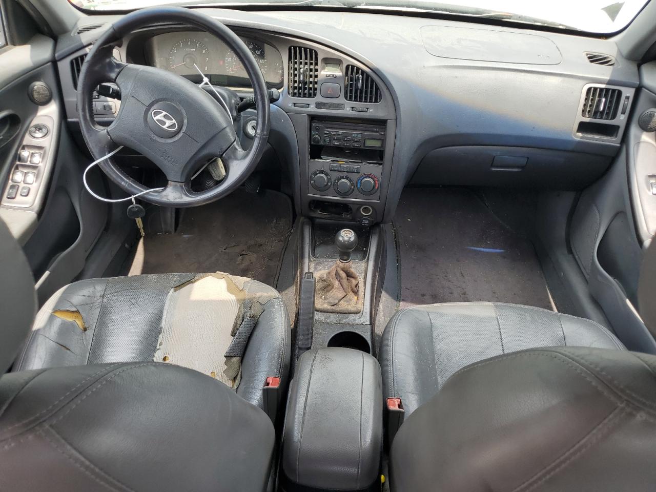 KMHDN56D24U111752 2004 Hyundai Elantra Gls