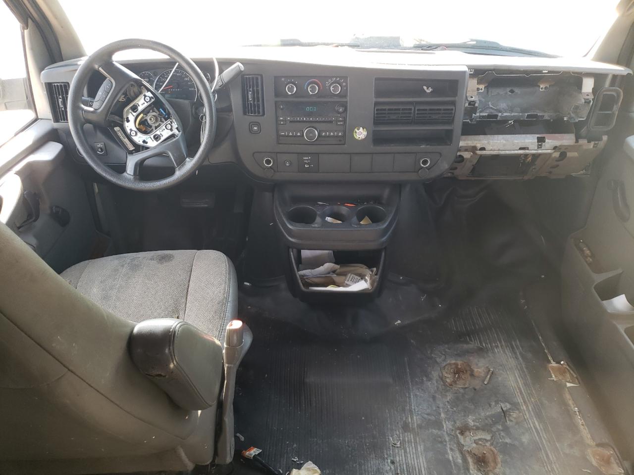 1GCWGFCG6C1121986 2012 Chevrolet Express G2500