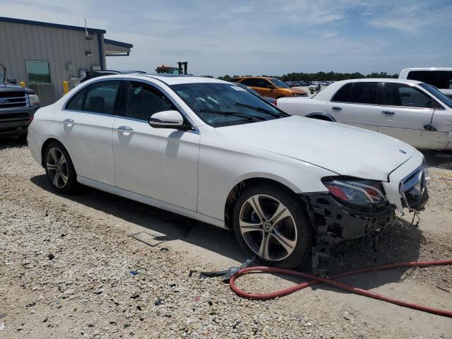 VIN WDDZF4JB9JA455363 2018 Mercedes-Benz E-Class, 300 no.4