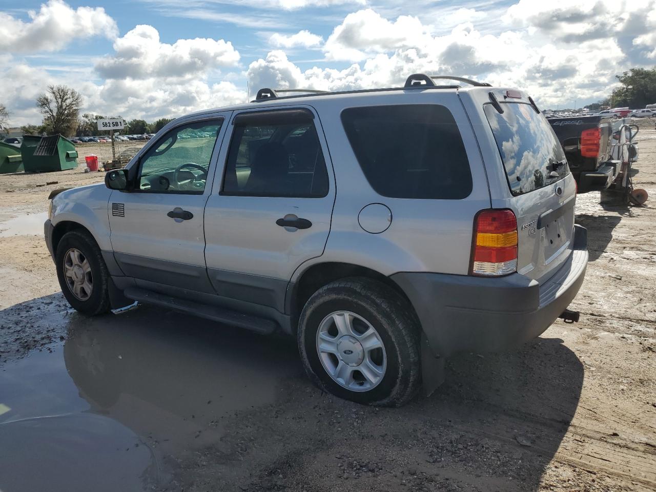 1FMYU03163KC16371 2003 Ford Escape Xlt