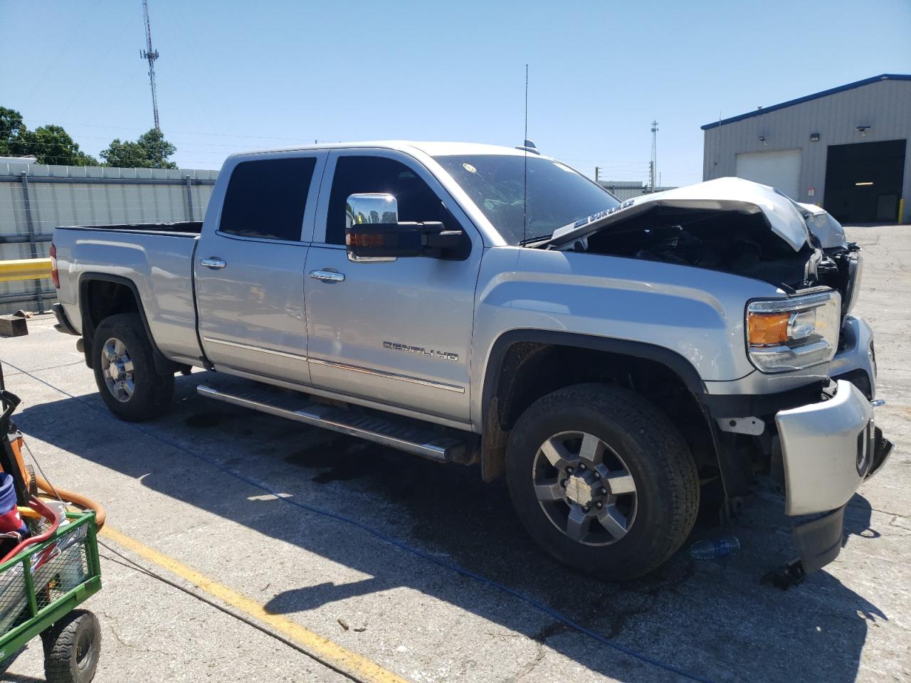 2018 GMC Sierra K2500 Denali vin: 1GT12UEY4JF192493