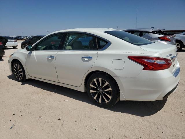 2016 Nissan Altima - Image 2