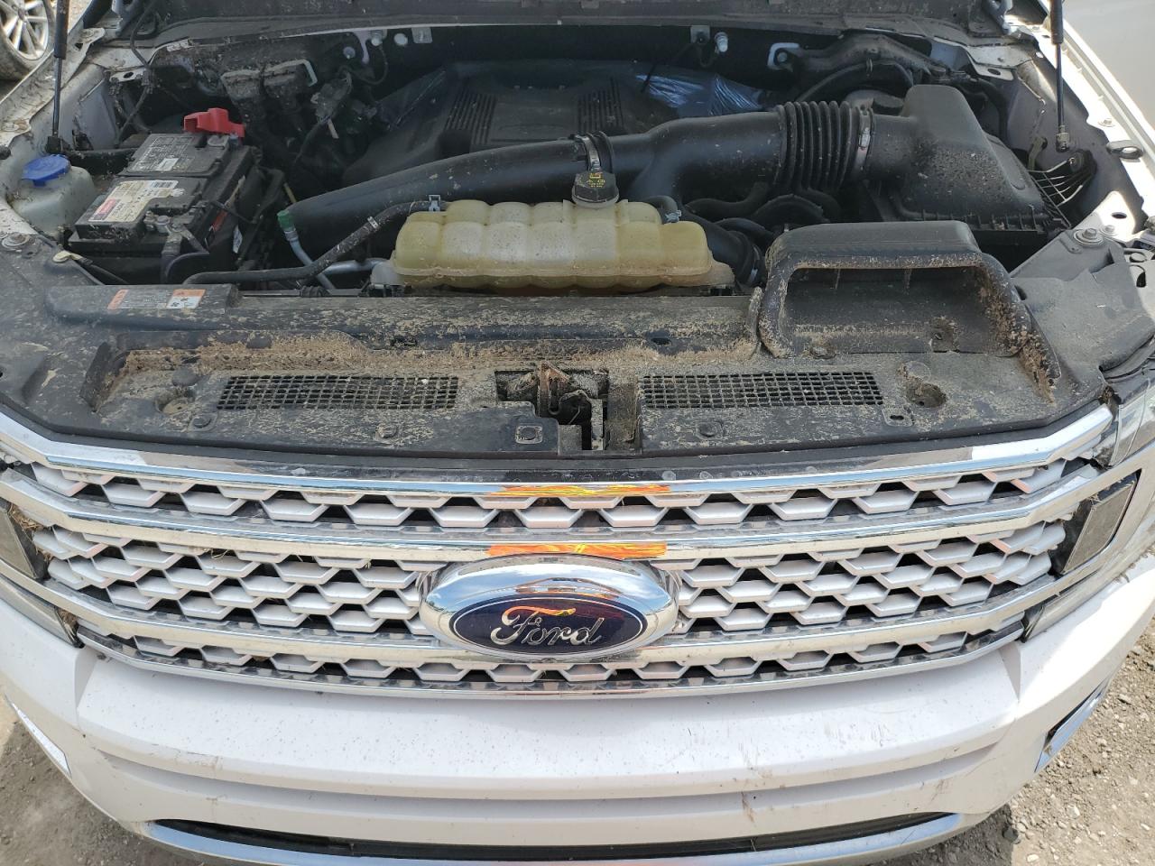 1FMJU1MTXJEA71001 2018 Ford Expedition Platinum