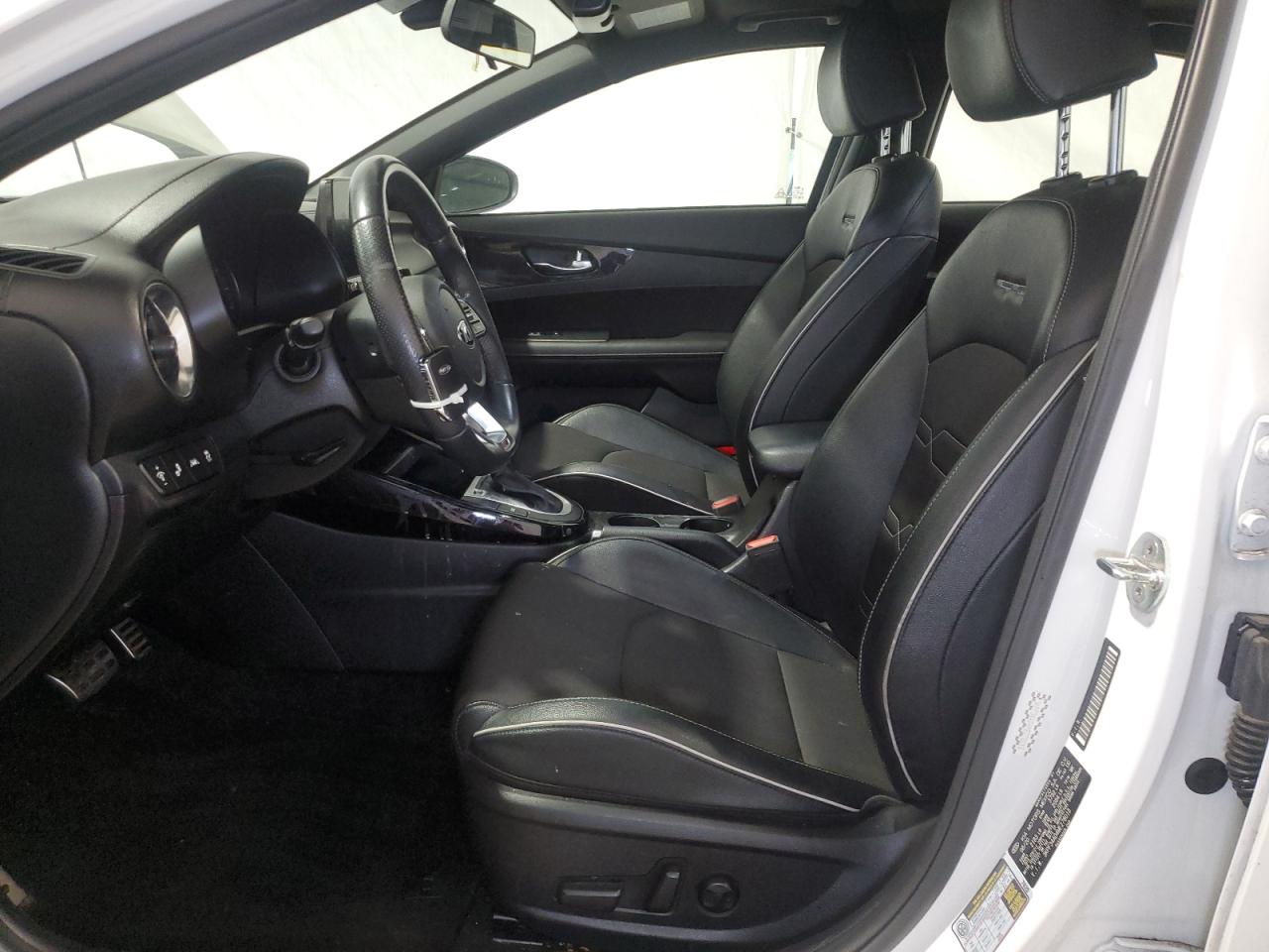 3KPF34AD4ME278018 2021 Kia Forte Gt Line