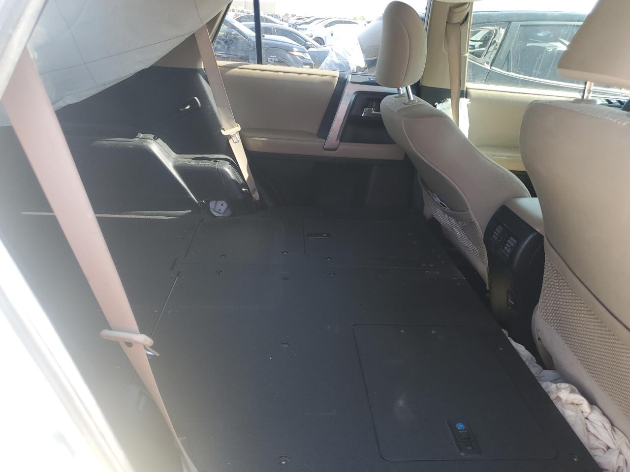 JTEBU5JR4J5597189 2018 Toyota 4Runner Sr5/Sr5 Premium