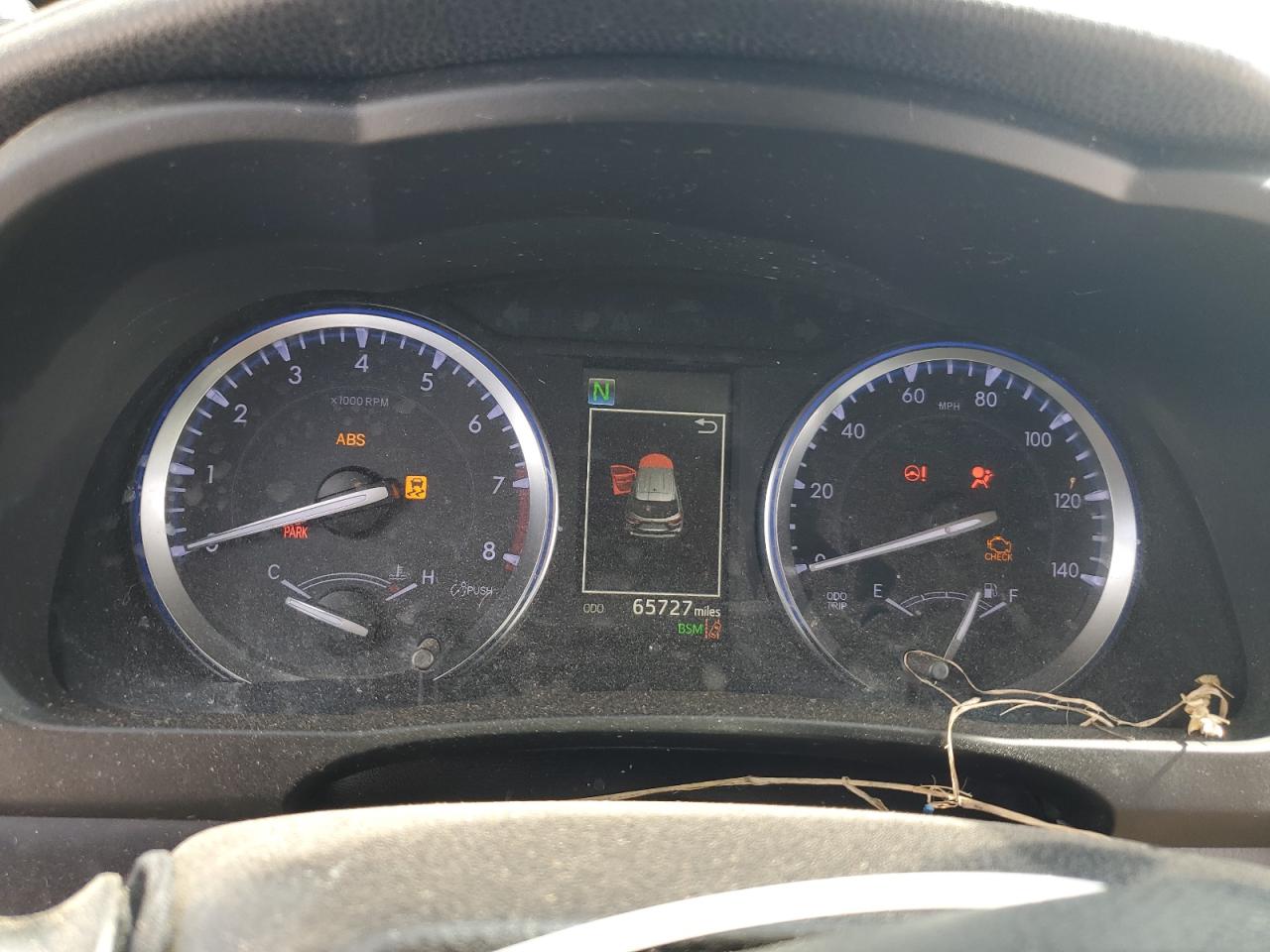 5TDKZRFH1KS554714 2019 Toyota Highlander Se