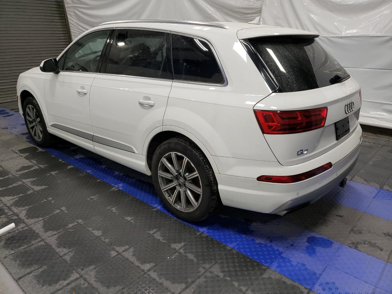 2017 Audi Q7 Prestige vin: WA1VAAF72HD054198