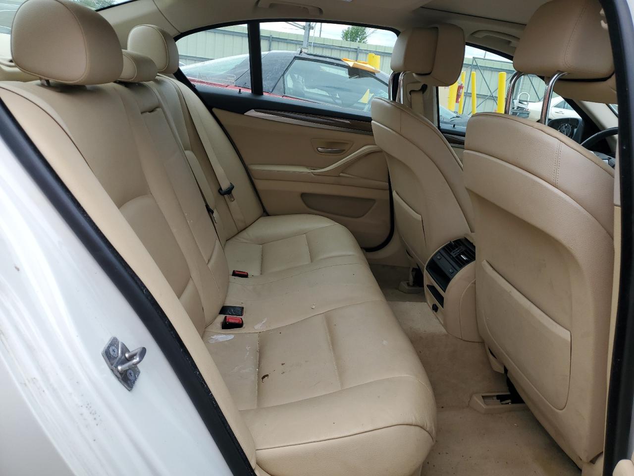 WBAFU7C56BC870994 2011 BMW 535 Xi