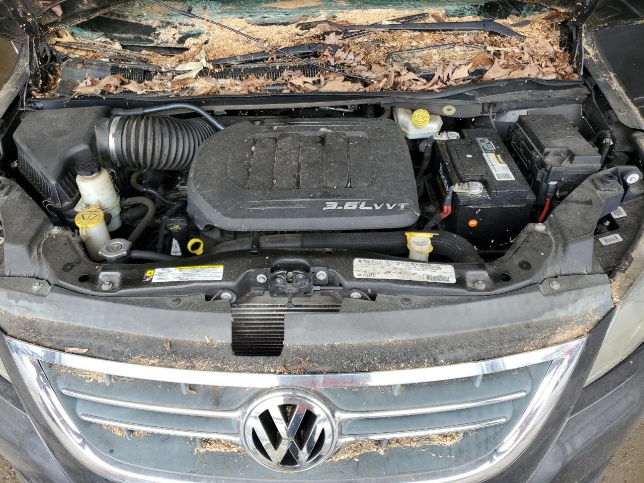 2C4RVABG4CR392094 2012 Volkswagen Routan Se