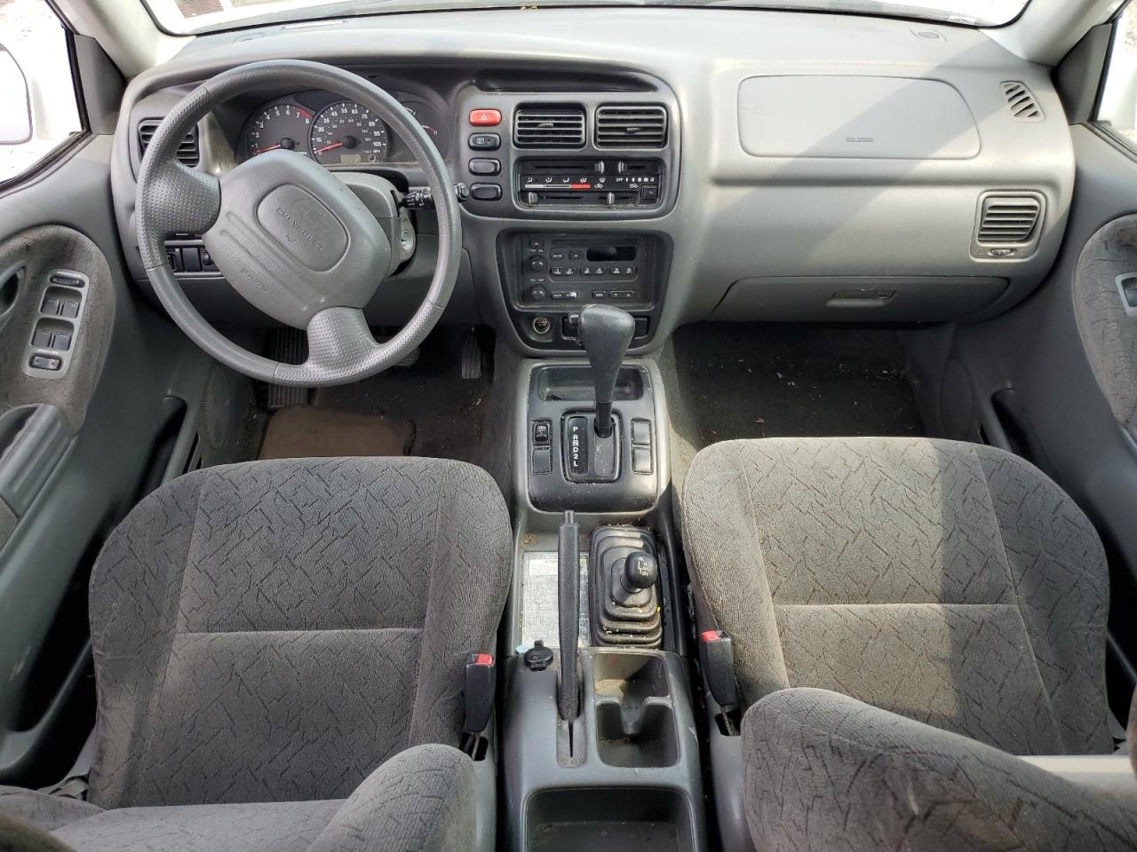 2CNBJ634916939143 2001 Chevrolet Tracker Lt