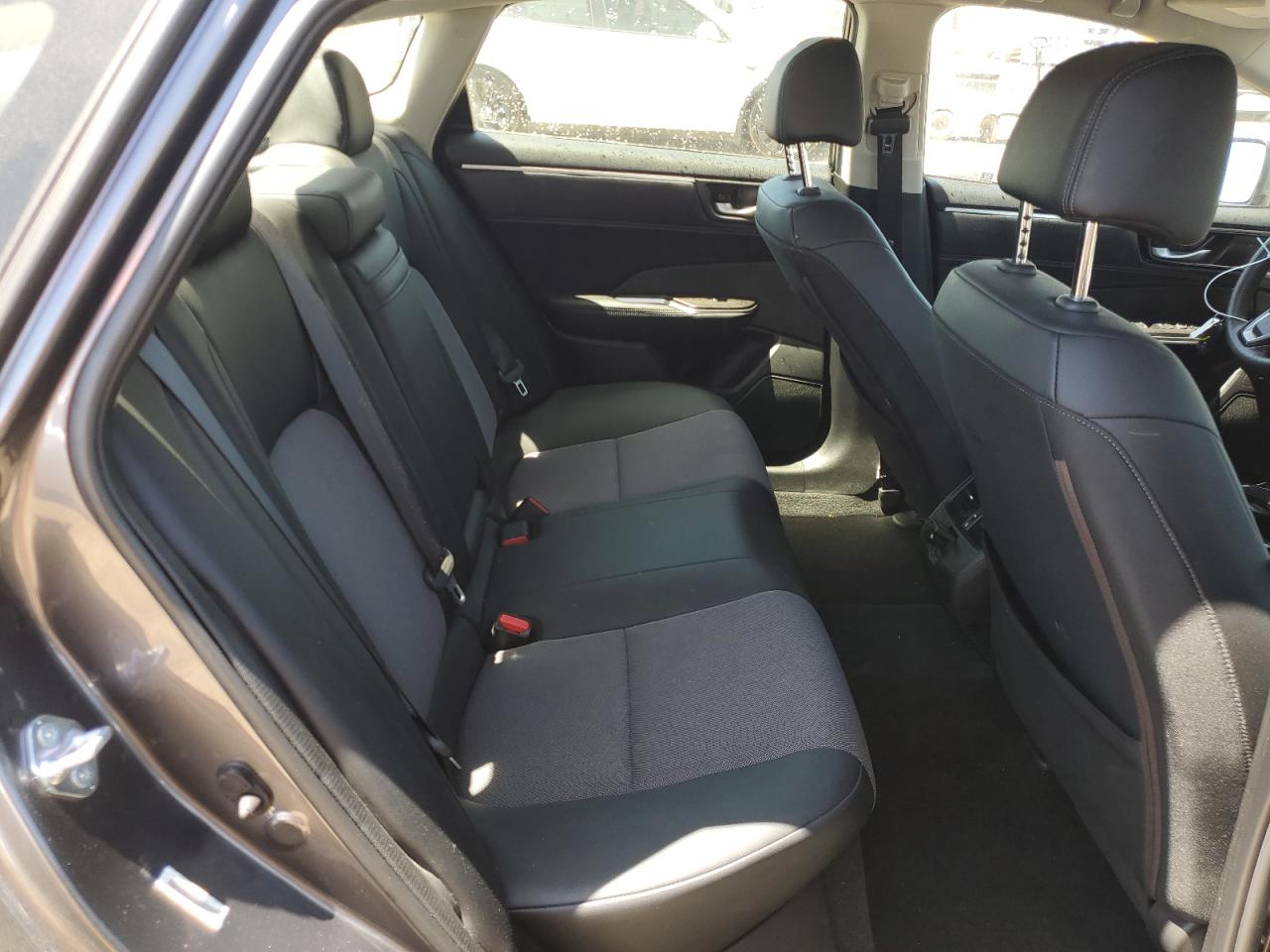 JHMZC5F17JC017811 2018 Honda Clarity