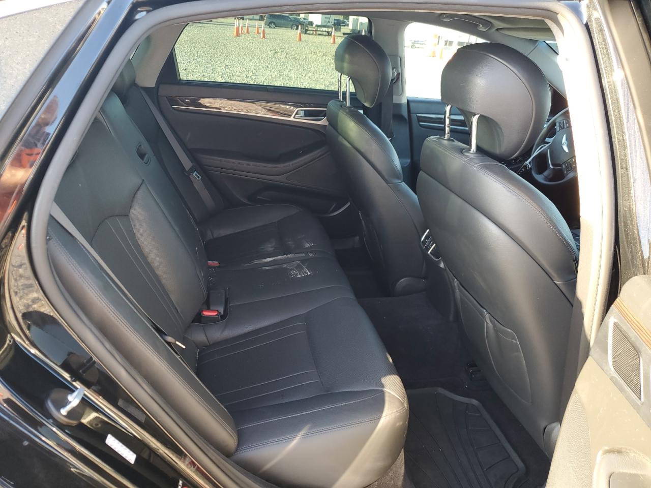 KMHGN4JE6GU126945 2016 Hyundai Genesis 3.8L