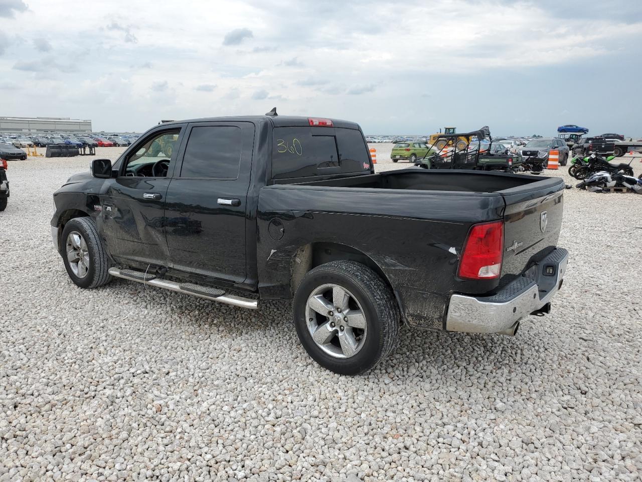 1C6RR6LT9DS715687 2013 Ram 1500 Slt