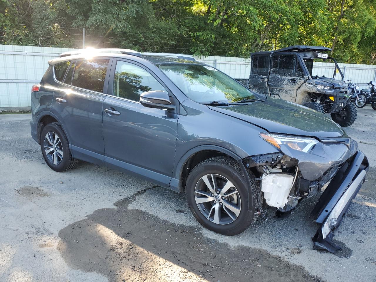 2018 Toyota Rav4 Adventure vin: JTMWFREV2JD115260