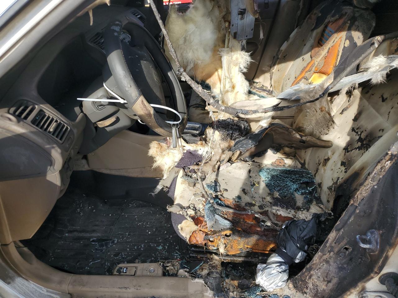 2HGES26823H552819 2003 Honda Civic Ex