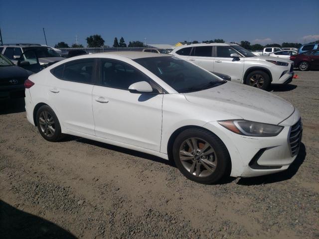 VIN 5NPD84LFXHH050470 2017 Hyundai Elantra, SE no.4