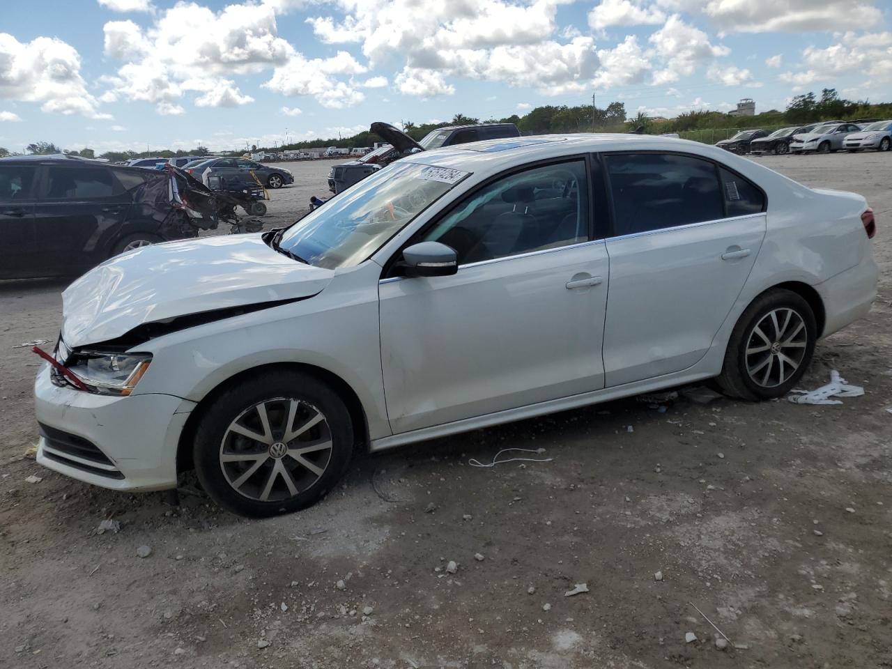 3VWDB7AJ6HM301700 2017 Volkswagen Jetta Se