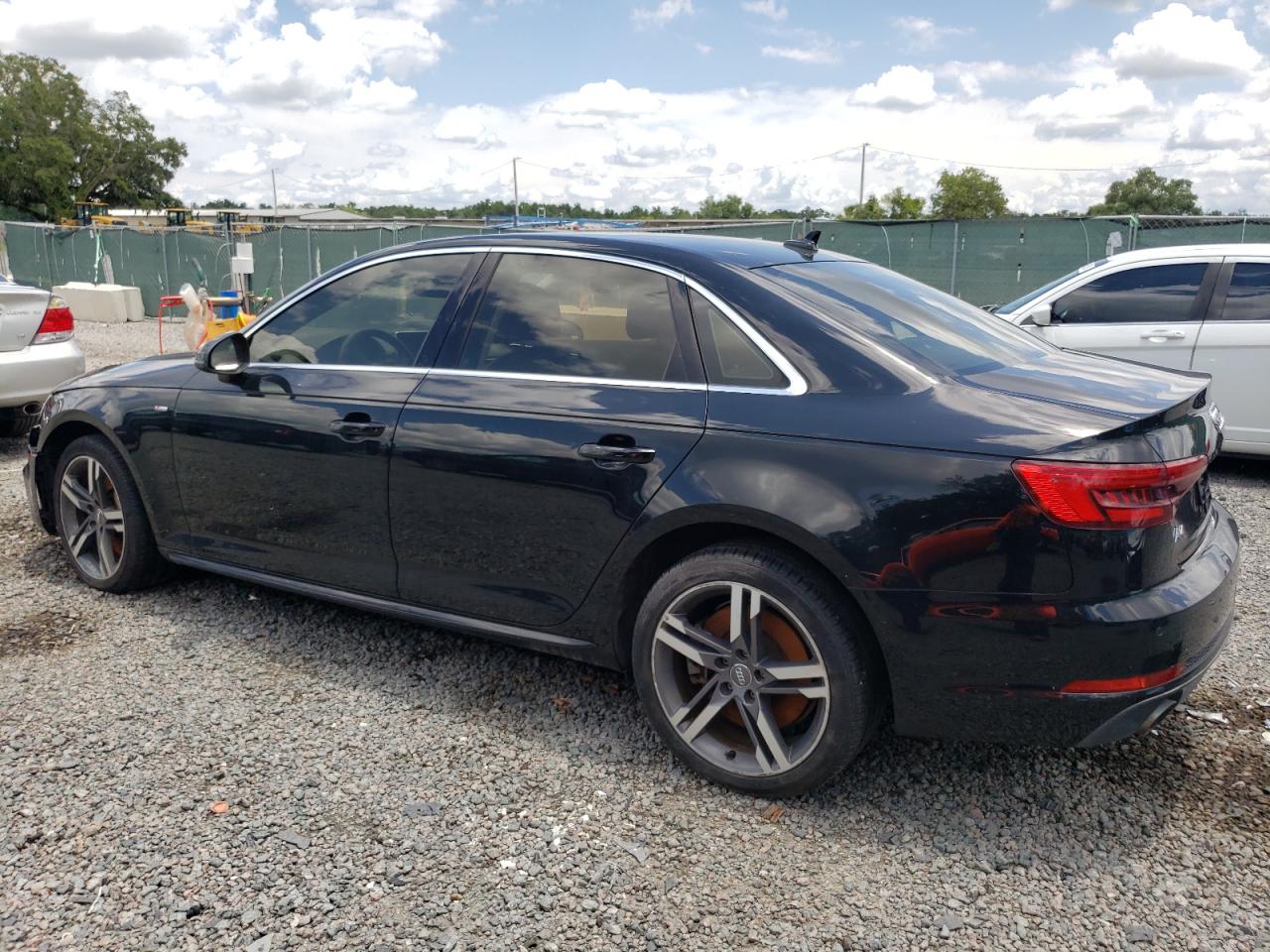 2017 Audi A4 Premium Plus vin: WAUENAF44HN021985